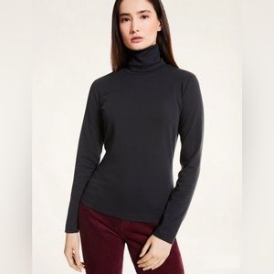 ✨ BROOKS BROTHERS ✨ Stretch Supima Cotton Turtleneck.